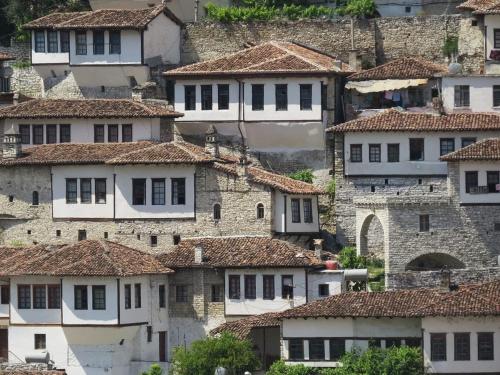 Guesthouse RAMAJ in Kuçovë