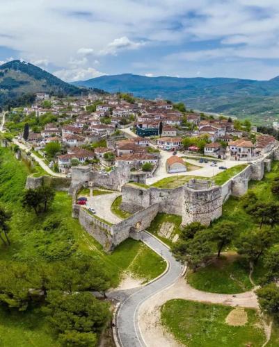 Guesthouse RAMAJ in Kuçovë