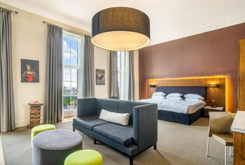 The Place - image 12