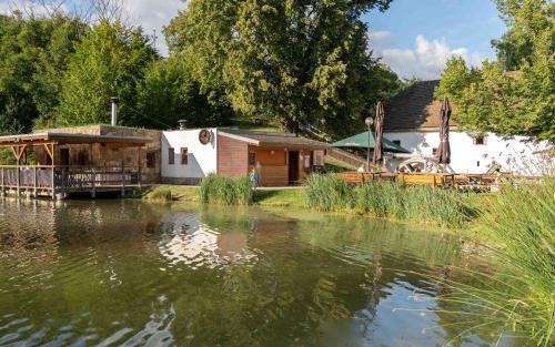 Hotel U Tri volu in Bykovice