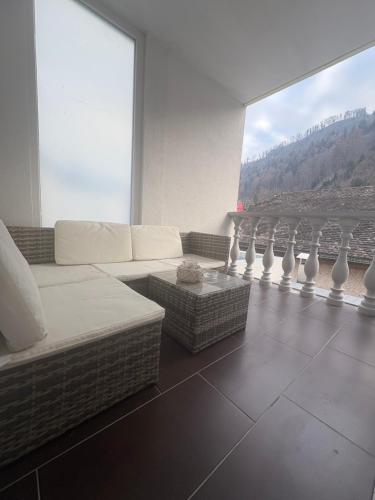 Çevredekiler, Esos Hotel Quelle in Bad Ragaz
