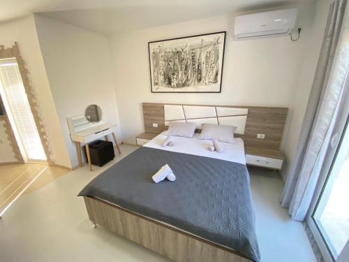 Apartment image 6