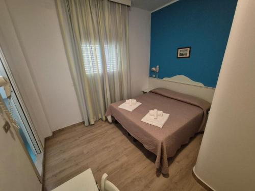 Hotel REX Room Type - Budget Double or Twin Room