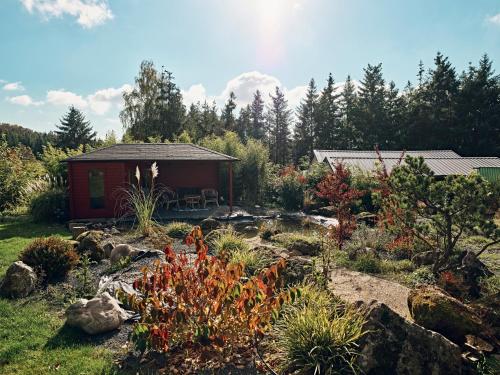 Bildstein's "Kathmandu" Bildstein's "Kathmandu"