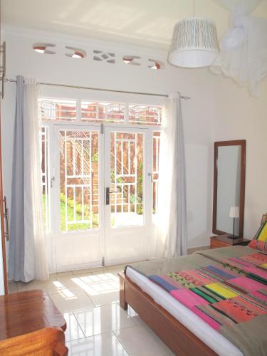 Iekārtas, Hôtel Maisons-Sifa in Butare