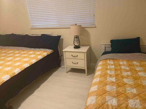 Cozy Hideaway by the beach 1