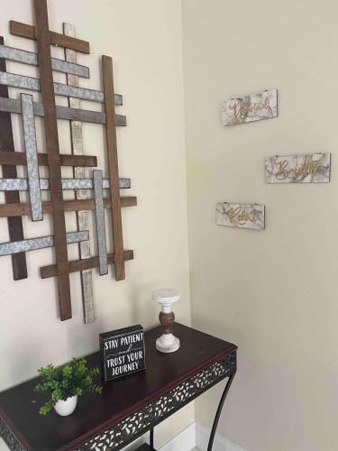 Cozy Hideaway by the beach 1