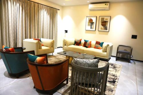 Mastiff Select Riveria Igatpuri Road in Nashik