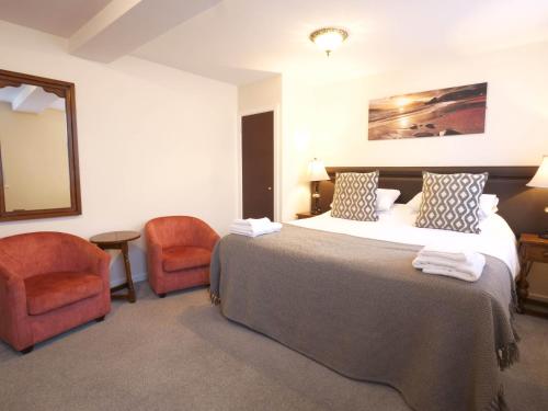 645965902 The Black Boy Inn