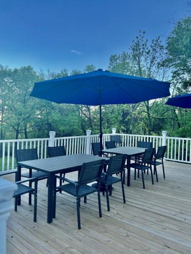 Private Bdrm Suite 3 in Spacious House City Views in Cincinnati, USA