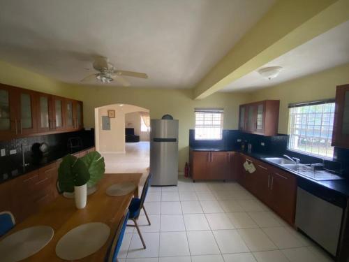 Mango Tree House in Oistins