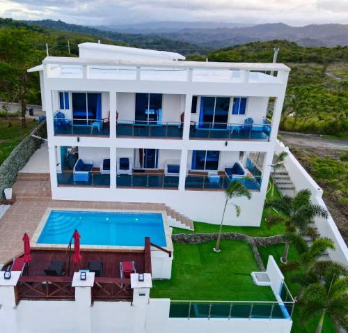 Úszómedence, Beautiful ocean and mountain view villa in Las Canas