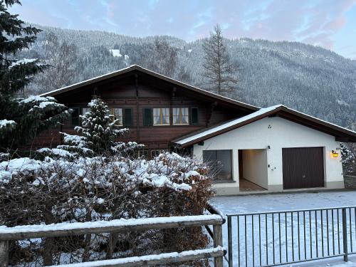  Chalet Finkenwiese in Zweisimmen