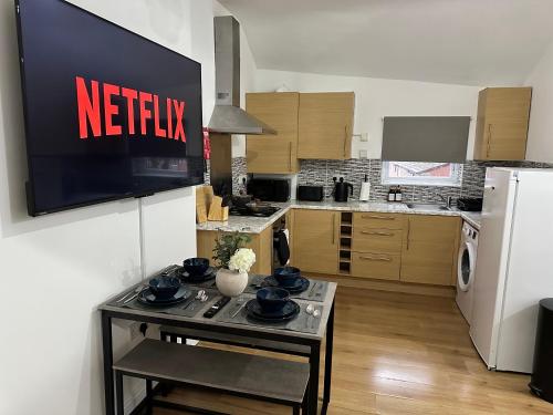 Stylish Old Trafford 2BR Apartment, FREE Parking, Near Stadium & City Centre, Manchester (fotografie 7)