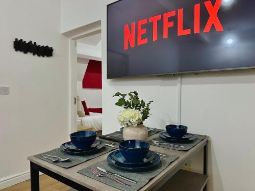 Stylish Old Trafford 2BR Apartment, FREE Parking, Near Stadium & City Centre, Manchester (fotografie 3)