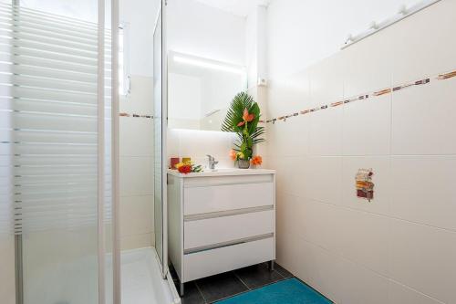 La Vague Bleue La Vague Bleue