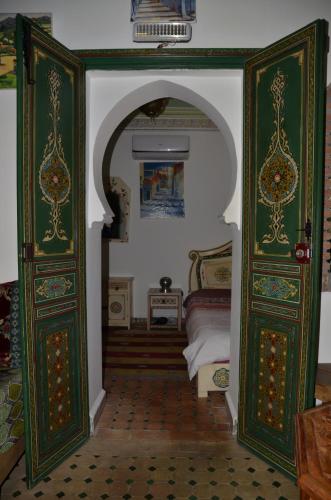 1 queen bed