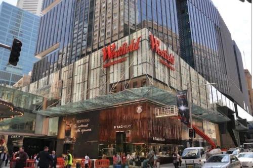 Quaint Double Room - Convenient Spot in Bexley - Shared Bathroom