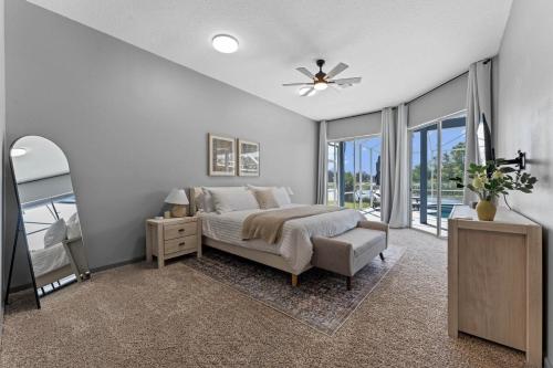 826 GOLF COURSE PARKWAY DAVENPORT 4BED in Davenport