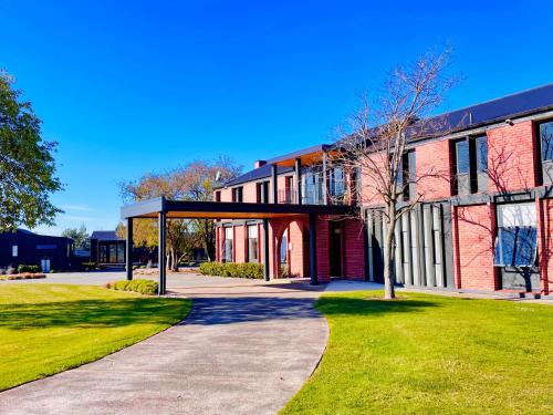 . The Waimate Lodges
