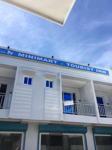 Exterior view, Dos Marias Tourist Inn in Cebu