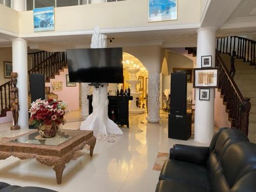 Casa Del Mar Mansion in 布魯夫特