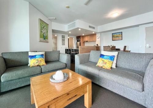 '117' Impressions by the Sea - 2BR 2Bth Pool Gym Carpark, Cairns (foto 3)
