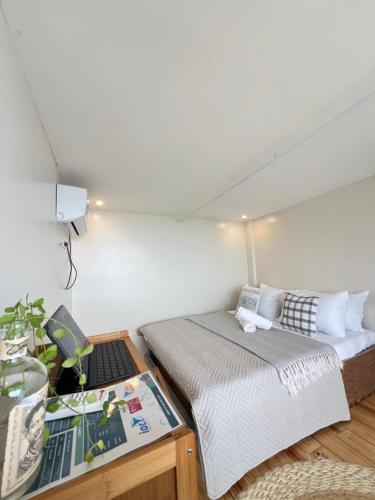 1 double bed