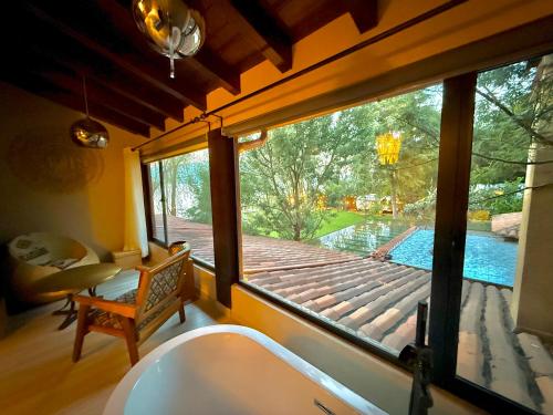 Hotel Boutique La Casa Del Lago in Tzintzuntzán, Mexico