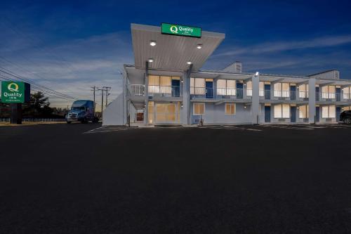 Quality Inn Nashville - Opryland Area in Nashville, USA