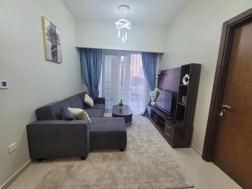 Luxurious 2BHK Apartment in Reva Tower, Dubai