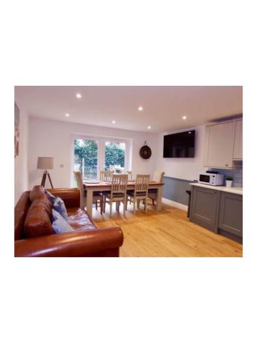 Home in Bournemouth, Bournemouth
