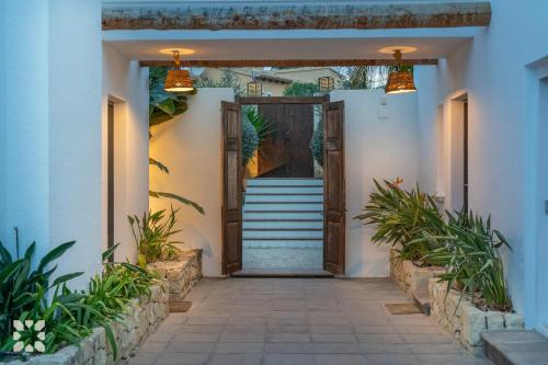 Villa with Private Pool image 10