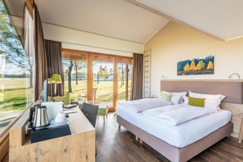 1 queen bed