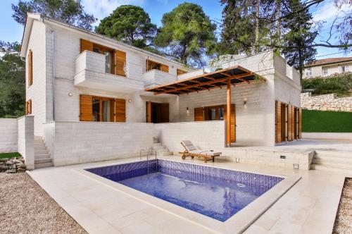 Private Villa BIANCO for 1-10 person with pool enjoy holidays by the sea! FREE Kajak & Mountainbikes GREAT living area & privacy FREE mooring to 65 m BOAT!! - image 2