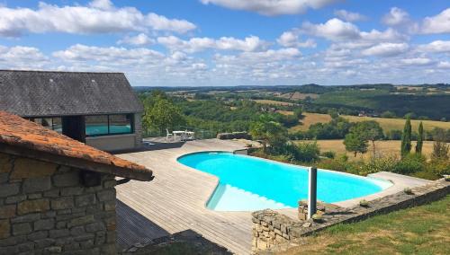 Hameau Privatif de Charme 30 PERS in Maleville