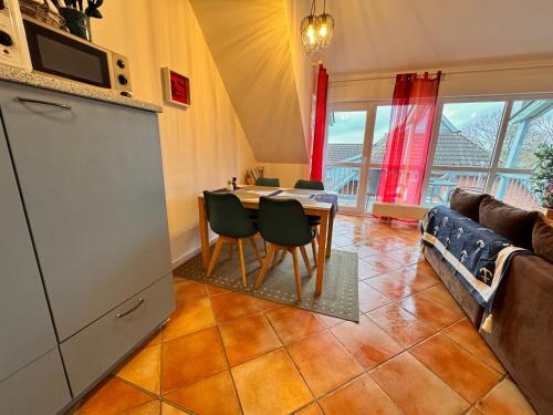 ห้องครัว, Maisonette am See in อัลเทนซีน