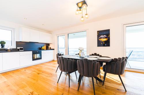 Facilities, VIP Suite with Panoramic Views in Weitersburg