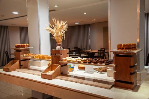 อาหารและเครื่องดื่ม, London Hotel Londrina in ลอนดริน่า