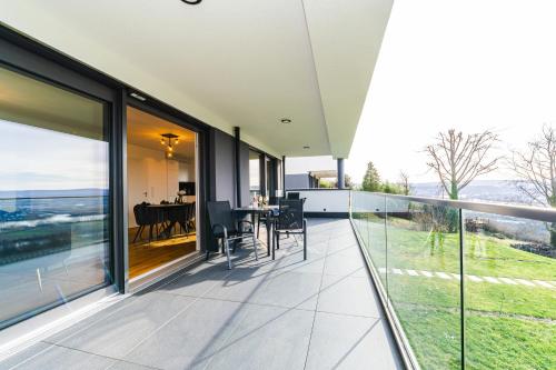 Balcony/terrace, VIP Suite with Panoramic Views in Weitersburg