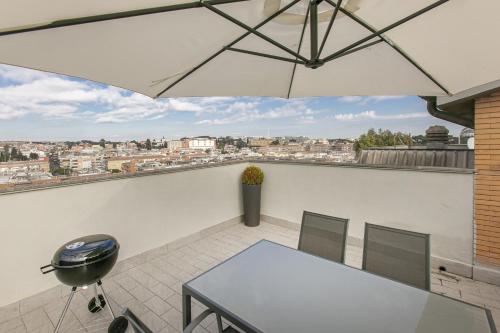 Terrazza San Pietro vicino metro A, Roma
