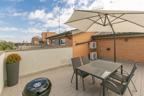 Terrazza San Pietro vicino metro A, Rome (photo 4)