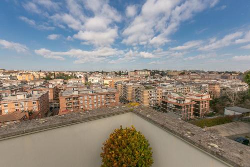 Terrazza San Pietro vicino metro A, Rome (photo 5)