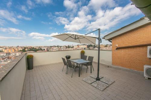 Terrazza San Pietro vicino metro A, Rome (photo 10)