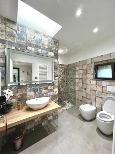 Zuhanyzó, Maya Relax House in Lanciano