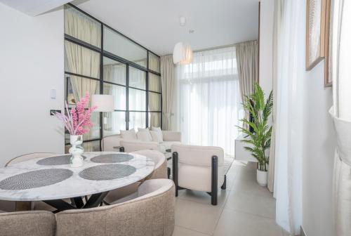 Homesgetaway Luxury 2BR at Socio Dubai hills, Dubaï (photo 4)
