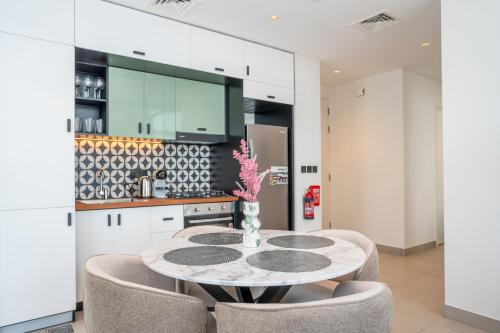 Homesgetaway Luxury 2BR at Socio Dubai hills, Dubaï (photo 8)