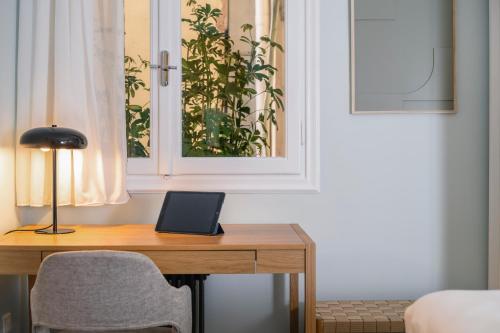 Athens Heart Gem Lux Apartment - image 5