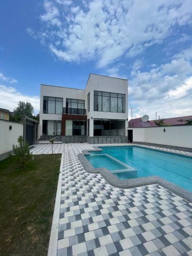 Swimming pool, Комфорт Вилла in Yusufkhona