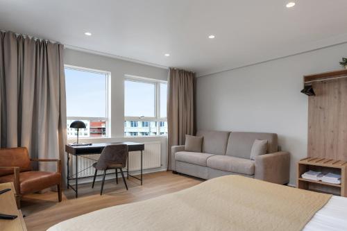 22 Hill Hotel